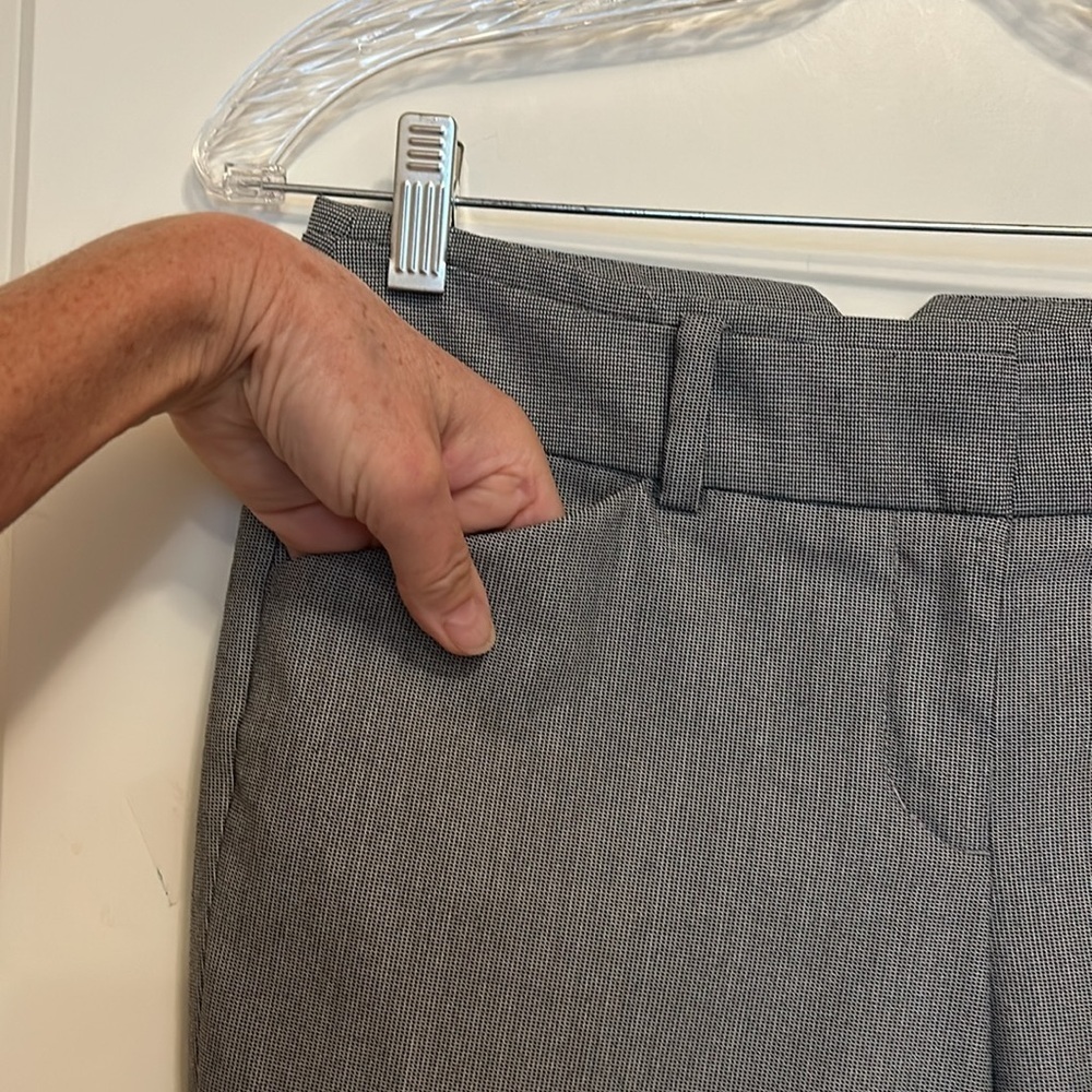 Express Design Studio “ Editor” Gray Textured Car… - image 3